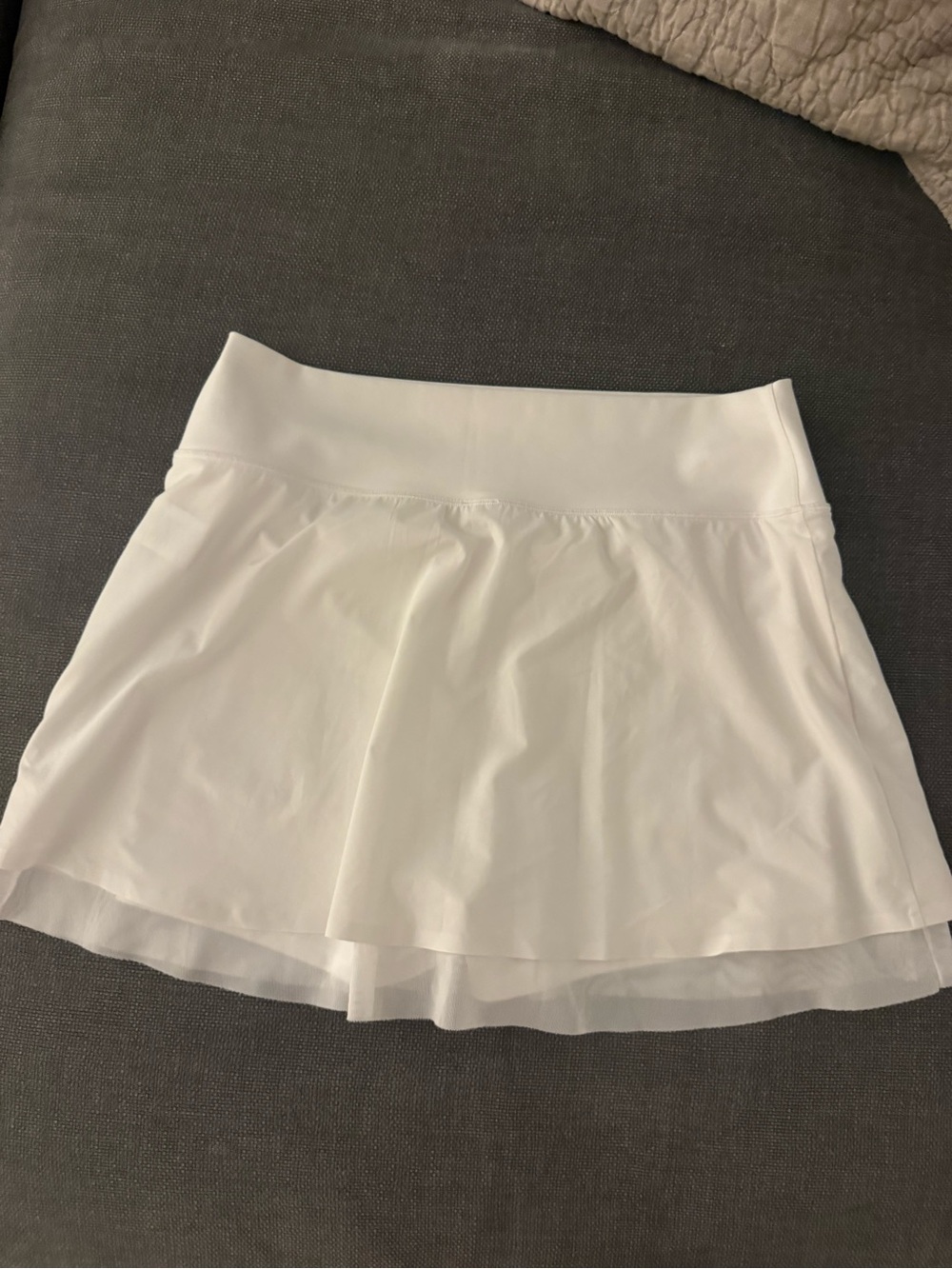 Vuori Hot Mesh Tennis Skirt - Picture 6 of 10